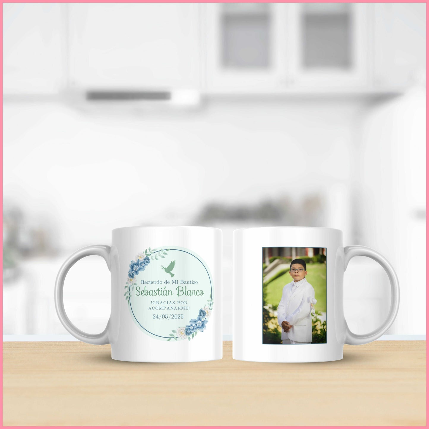 Taza personalizada para la colección de la Primera Comunión con una fotografía  a elegir y un nombre y fecha elegida adornados con elegantes diseños florales