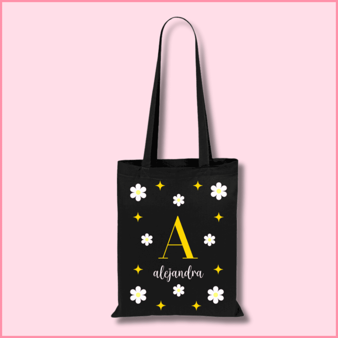 Tote bag de algodón negra personalizada con la inicial y nombre y margaritas