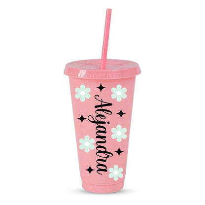 Vaso de plástico rosa de tamaño grande con tapa y pajita personalizado con tu nombre y diseño de margaritas azules